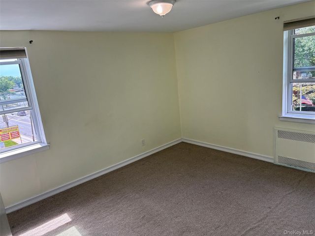 30 Catheral Avenue 4A, Hempstead, NY 11550