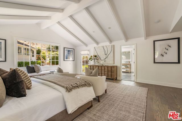 5840 Round Meadow Road, Hidden Hills, CA 91302