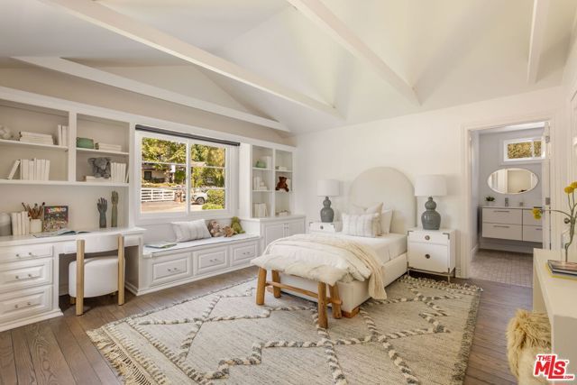 5840 Round Meadow Road, Hidden Hills, CA 91302