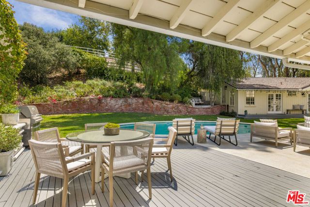 5840 Round Meadow Road, Hidden Hills, CA 91302