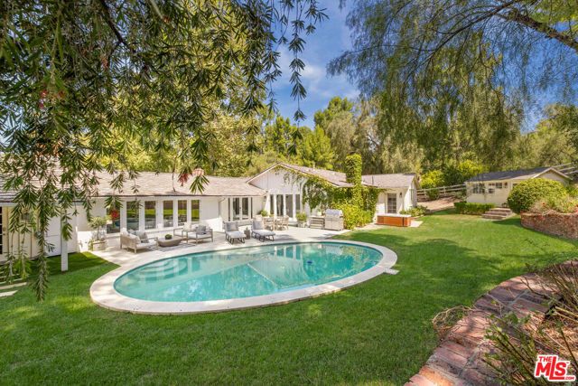 5840 Round Meadow Road, Hidden Hills, CA 91302
