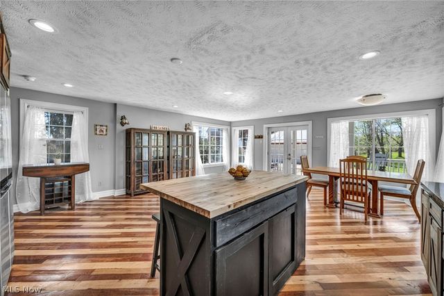 2160 Boston Road, Hinckley, OH 44233