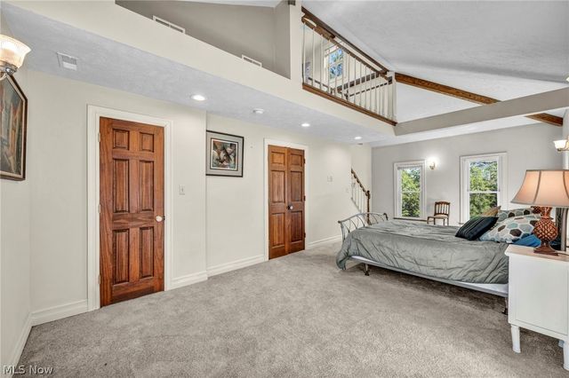 2160 Boston Road, Hinckley, OH 44233