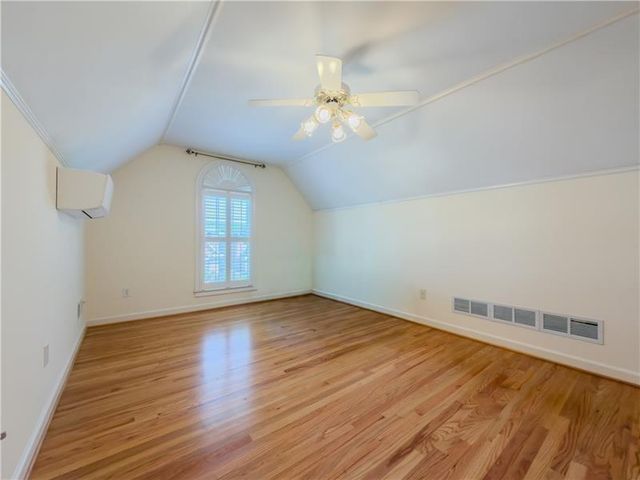 1990 Glenhurst Drive, Snellville, GA 30078