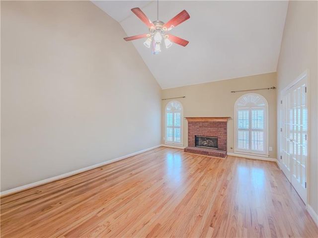 1990 Glenhurst Drive, Snellville, GA 30078