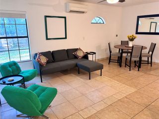 5414 Bolm RD B, Austin, TX 78721