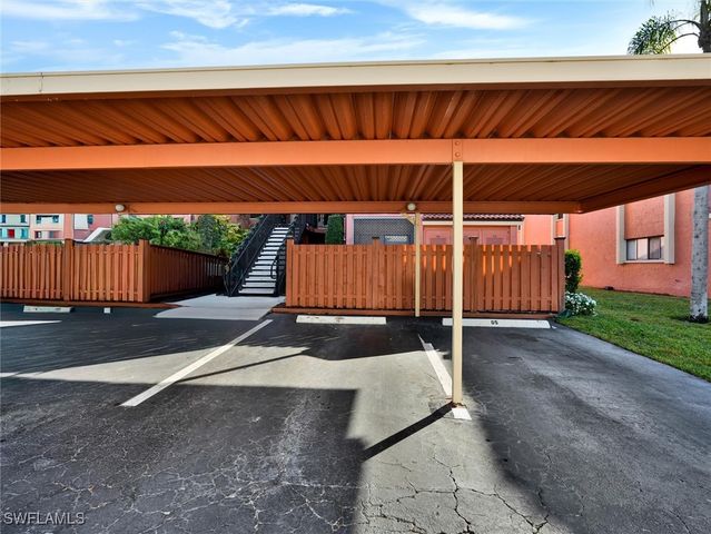 114 Cypress WAY E D4, Naples, FL 34110