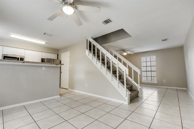 1930 Avenue B, Katy, TX 77493