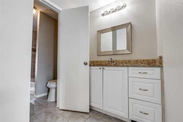 1930 Avenue B, Katy, TX 77493