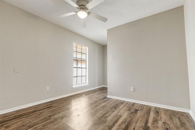 1930 Avenue B, Katy, TX 77493