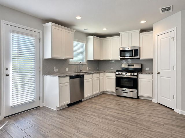 2801 Seneca PATH 32, Leander, TX 78641