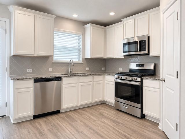 2801 Seneca PATH 32, Leander, TX 78641