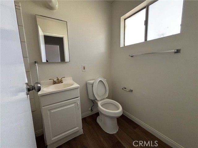 5941 Limonite Avenue C, Jurupa Valley, CA 92509