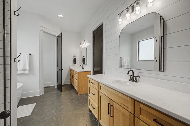 110 Squire Jones Road, Bell Buckle, TN 37020