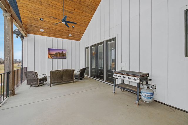 110 Squire Jones Road, Bell Buckle, TN 37020