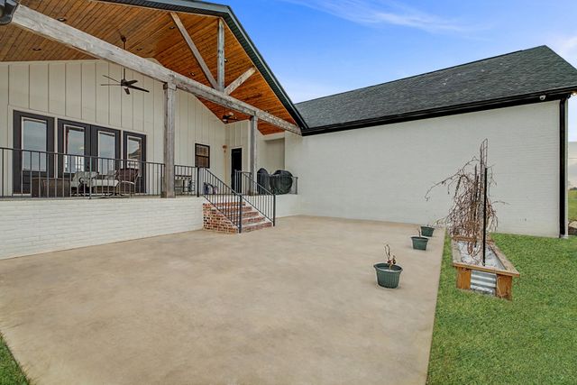 110 Squire Jones Road, Bell Buckle, TN 37020