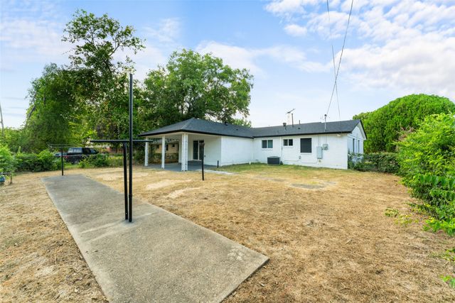 2358 Inca Drive, Dallas, TX 75216