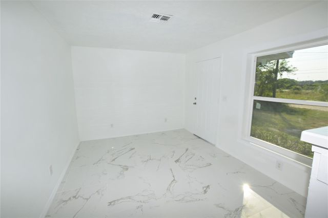 911 NW 59TH COURT, Ocala, FL 34482