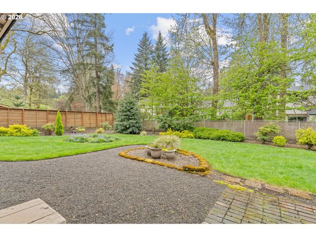 7455 Sw Danielle Ave, Beaverton, OR 97008