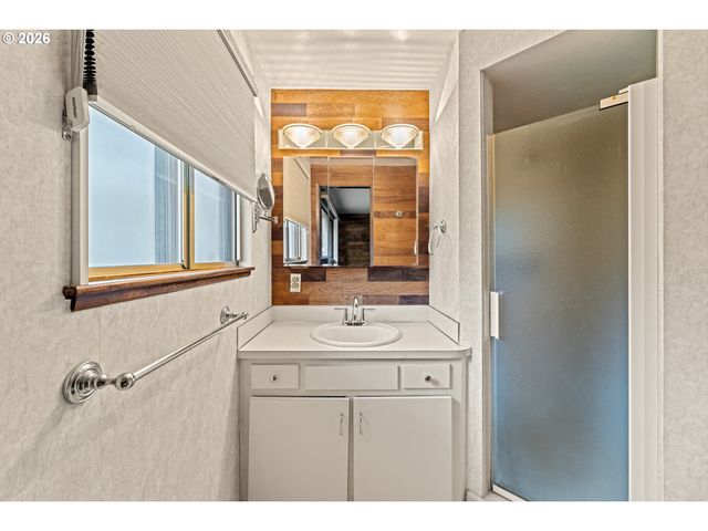 7455 Sw Danielle Ave, Beaverton, OR 97008