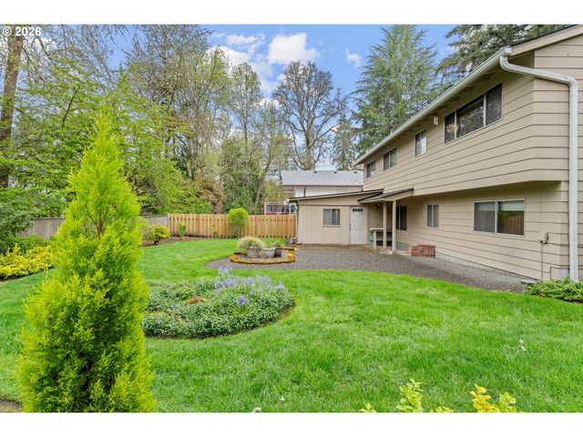 7455 Sw Danielle Ave, Beaverton, OR 97008