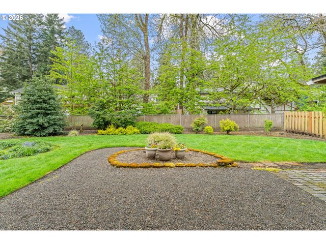 7455 Sw Danielle Ave, Beaverton, OR 97008