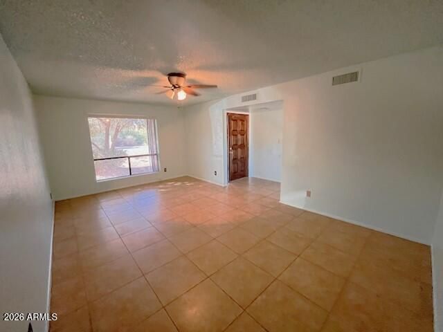 14047 N HAMPSTEAD Drive N, Fountain Hills, AZ 85268