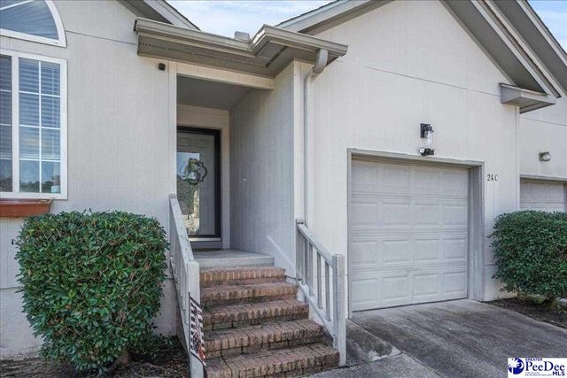 700 S Cashua Apt 24C, Florence, SC 29501