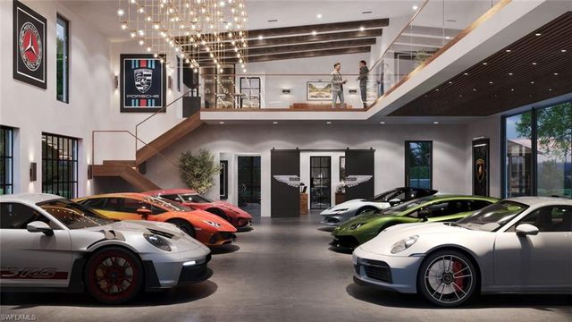 122 Caribbean RD, Naples, FL 34108