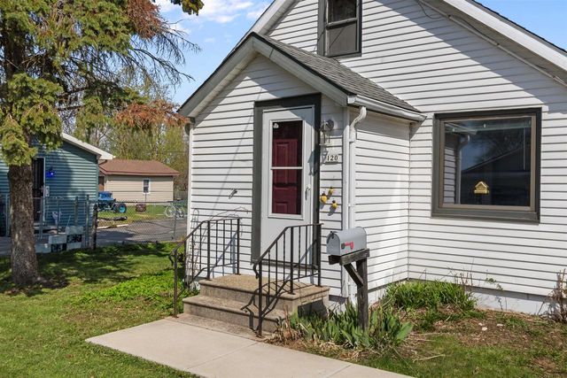 120 ALLEN AVENUE, Oshkosh, WI 54901