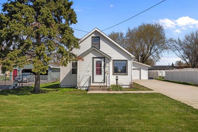 120 ALLEN AVENUE, Oshkosh, WI 54901