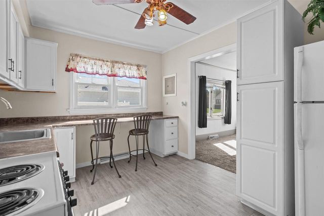 120 ALLEN AVENUE, Oshkosh, WI 54901