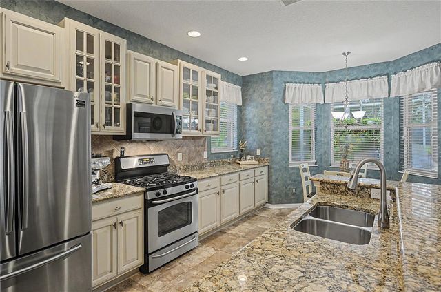 8711 PRESTON WOODS COURT, Land O Lakes, FL 34638