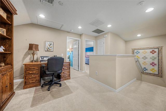 8711 PRESTON WOODS COURT, Land O Lakes, FL 34638
