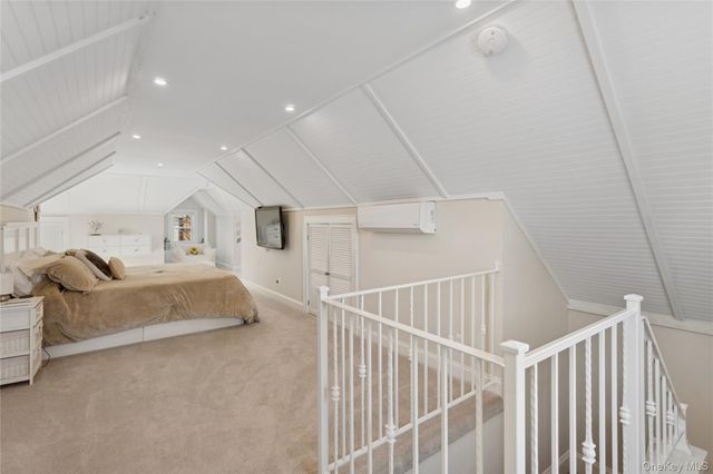 15 N Oceanside Road, Rockville Centre, NY 11570