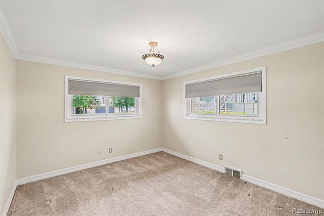 2596 N Williams Lake Road, Waterford, MI 48327