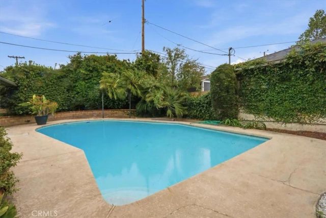 510 S Sparks, Burbank, CA 91506