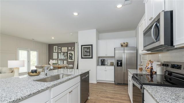 5435 Baybrook Circle, College Park, GA 30349