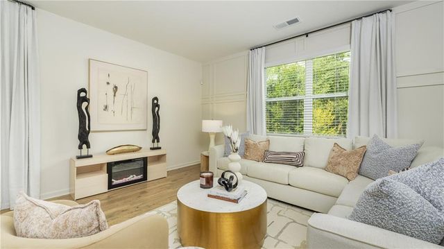 5435 Baybrook Circle, College Park, GA 30349