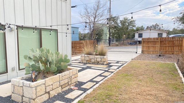 1929 Rhinestone, Canyon Lake, TX 78133