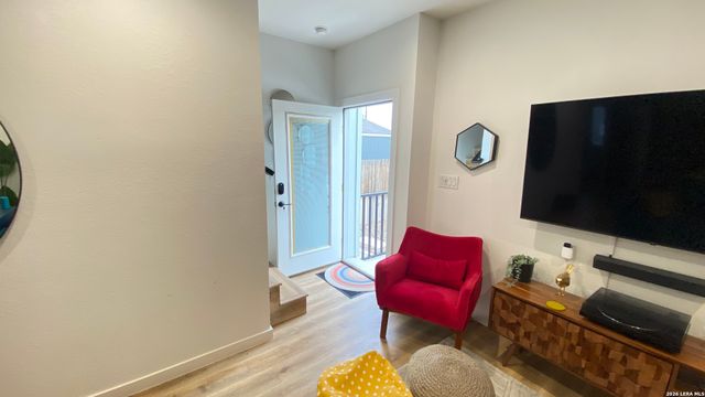 1929 Rhinestone, Canyon Lake, TX 78133