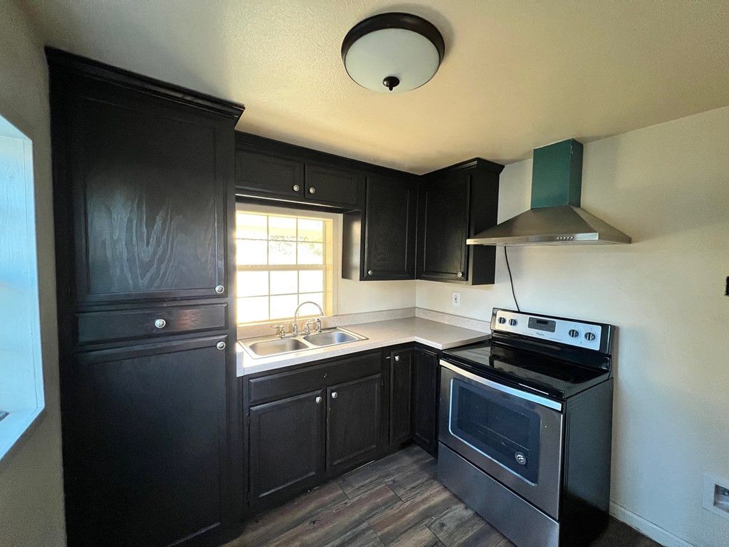 Image 7 of property listing at 2817 N Irving Street, San Angelo, TX 76903