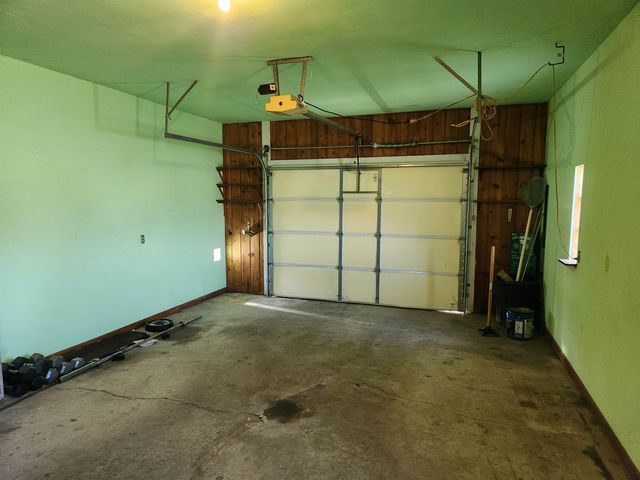 1974 W Youngs Ditch Road, Bay City, MI 48708
