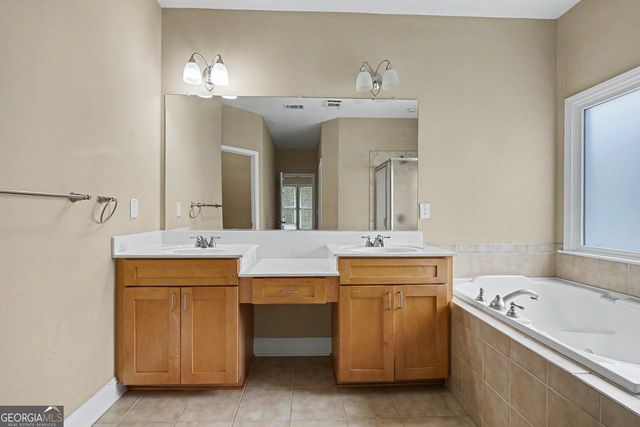 144 Newcastle Walk, Woodstock, GA 30188
