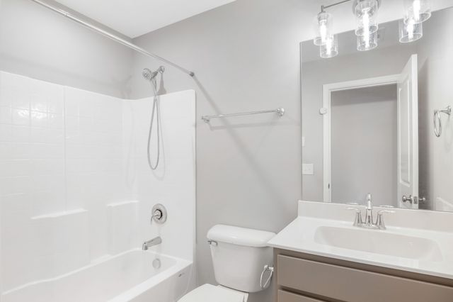 413 Meandering Way, White House, TN 37188