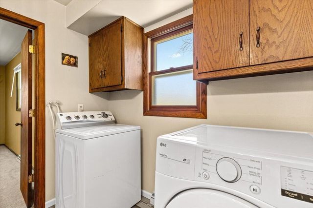 W6392 Judy DRIVE, Plymouth, WI 53073