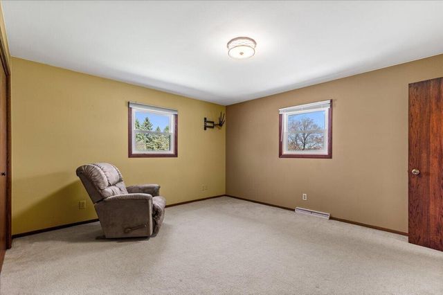 W6392 Judy DRIVE, Plymouth, WI 53073