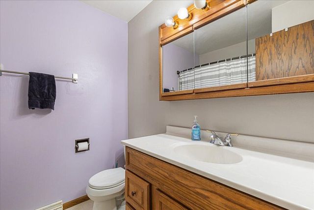 W6392 Judy DRIVE, Plymouth, WI 53073