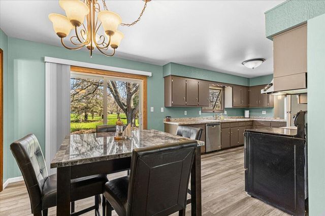 W6392 Judy DRIVE, Plymouth, WI 53073