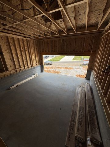 1162 Tybee Dr, Clarksville, TN 37042